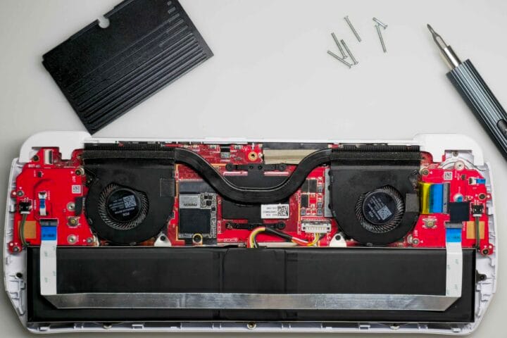 JSAUX Brings Drop-In Battery Replacement for the OG ROG Ally